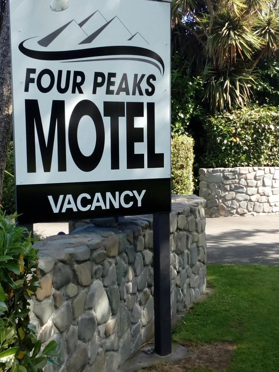 Four Peaks Motel Джералдін Екстер'єр фото